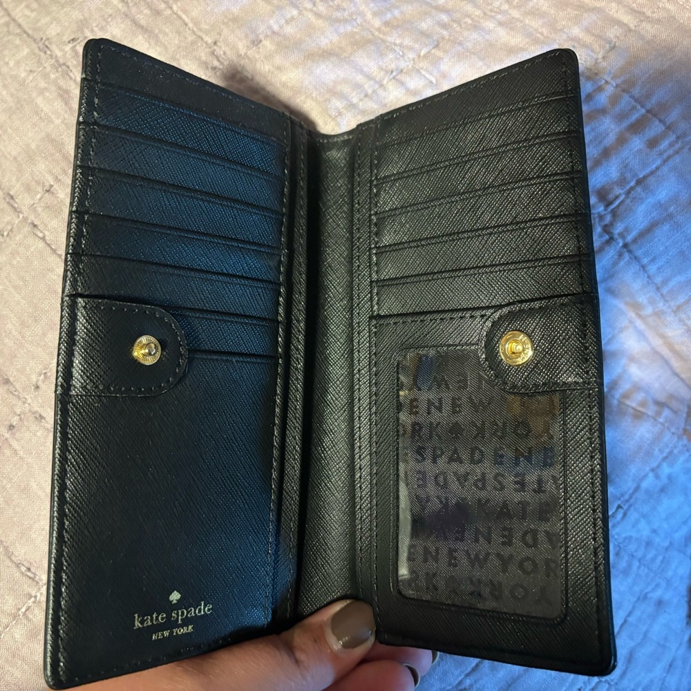 Kate Spade Wallet ♠️ - Picture 3 of 3